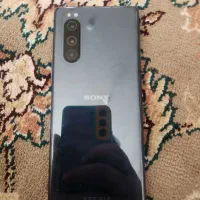 اکسپریا ۵ لا کاغذی