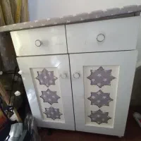 میز اتو و چرخ خیاطی