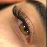 کاشت و اکستنشن مژه