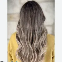 مدل جهت انجام رنگ و لایت و آمبره بالیاژ