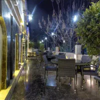 استخدام صندوقدار خانم در رستوران ساکن شهران