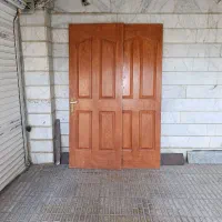 درب اتاق سالم وتمیز