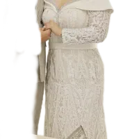 لباس عقد