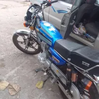 هندا ۲۰۰ همتاز