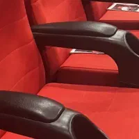 پخش بهترین فیلمها و سریالهای خارجی در سینما