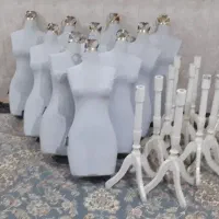 مانکن پایه چوبی در حد آک