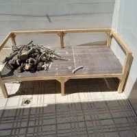 تخت چوبی نو