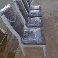 چهار عدد صندلی
