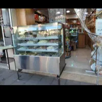 قفسه ومیز  وویترین پیشخوان برای شروع کاسبی