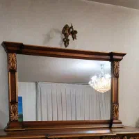 آینه بزرگ طلایی