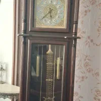 ساعت ایستاده چوبی