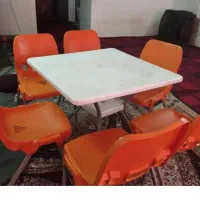 صندلی پلاستیکی