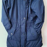 یک کاپشن بفروش میرسد