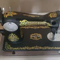 چرخ خیاطی و جارو برقی قدیمی