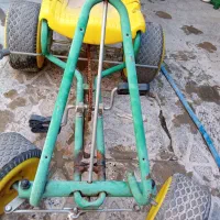 ماشین چهار چرخ