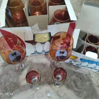 گلاس  شرابخوری در دو سایز کوچک وبزرگ