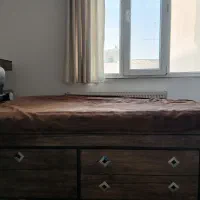 تخت یک نفره