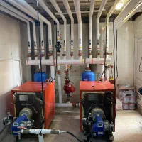 موتورخانه و استخر