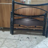 3عدد تخت فرفوژه فلزی