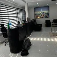 منشی خانم جهت پاسخگویی در دفتر نمایندگی
