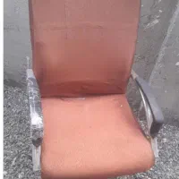نو هست  اگر کسی خواست زنگ بزنه ۳۰۰ تومان مانتو