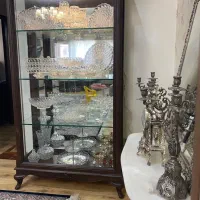 بوفه در حد نو چوب گردو بسیار با کیفیت