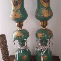 دوعدد چراغ سلطنتی