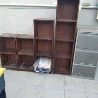 فرش فایل و قفسه چوبی