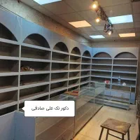 دکورداروخانه آرایش موبایل دخانیات کیف عطر پیشخوان