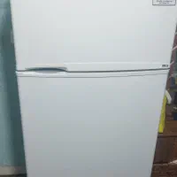 یخچال فریزر نو هست فقط یک ماه مصرف شده کاملا تمیز