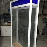 ویترین مغازه