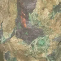 سنگ سولفید مس کروم منگنز