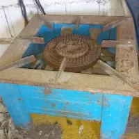 اجاق گاز قدیمی محکم بزرگ