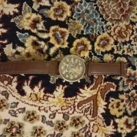 ساعت فقط باتری نداره