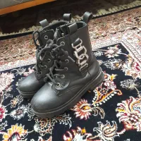کفش بچگانه