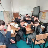 کلاس هوشمند و تدریس توسط معلم رسمی آموزش وپرورش