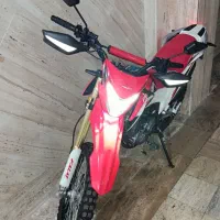 فلات CRF200