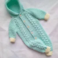 سرهمی تُرک دست بافت نوزاد ۳ ماهه