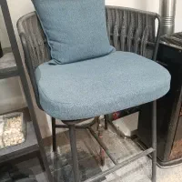 صندلی آبی اپن