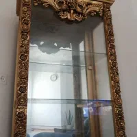 بوفه و زیرتلویزیون