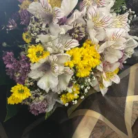 دسته گل طبیعی بسیار شیک و بزرگ
