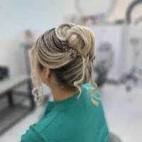 میکاپ و شنیون با مژه ۷۹۹