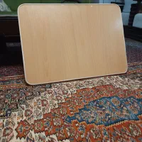 میز مطالعه قابل حمل