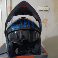 کلاه کاسکت فک متحرک عینک دار آکبند استفاده نشده