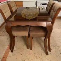 ناهار خوری ۴نفری