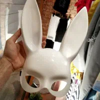 یک عدد نقاب بانوان