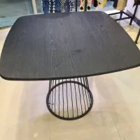 میز نو و استفاده نشده
