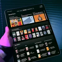iPad Pro M2  256GB 12.9 inch با قلم و مجیک کیبورد