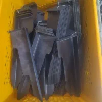 پایه روشویی سرامیکی با پیچ