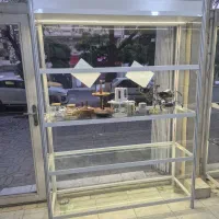 ویترین وقفسه فروشگاهی